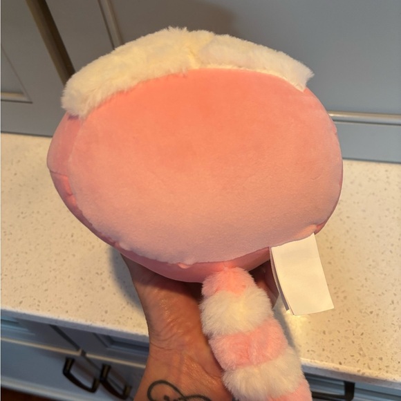 Nwt Squishmallow Ditty the pink lemur 8” - Picture 4 of 4